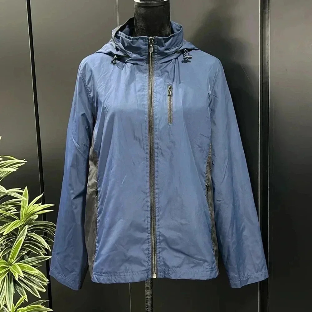 Style & Co. Hooded raincoat,zip front,hip pockets, chest pocket, hidden hood zip